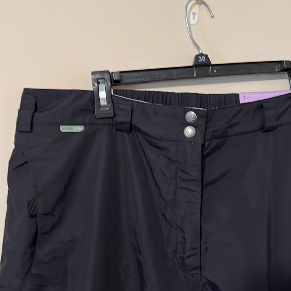 Women’s Columbia Board Apparel - Picture 2 of 14